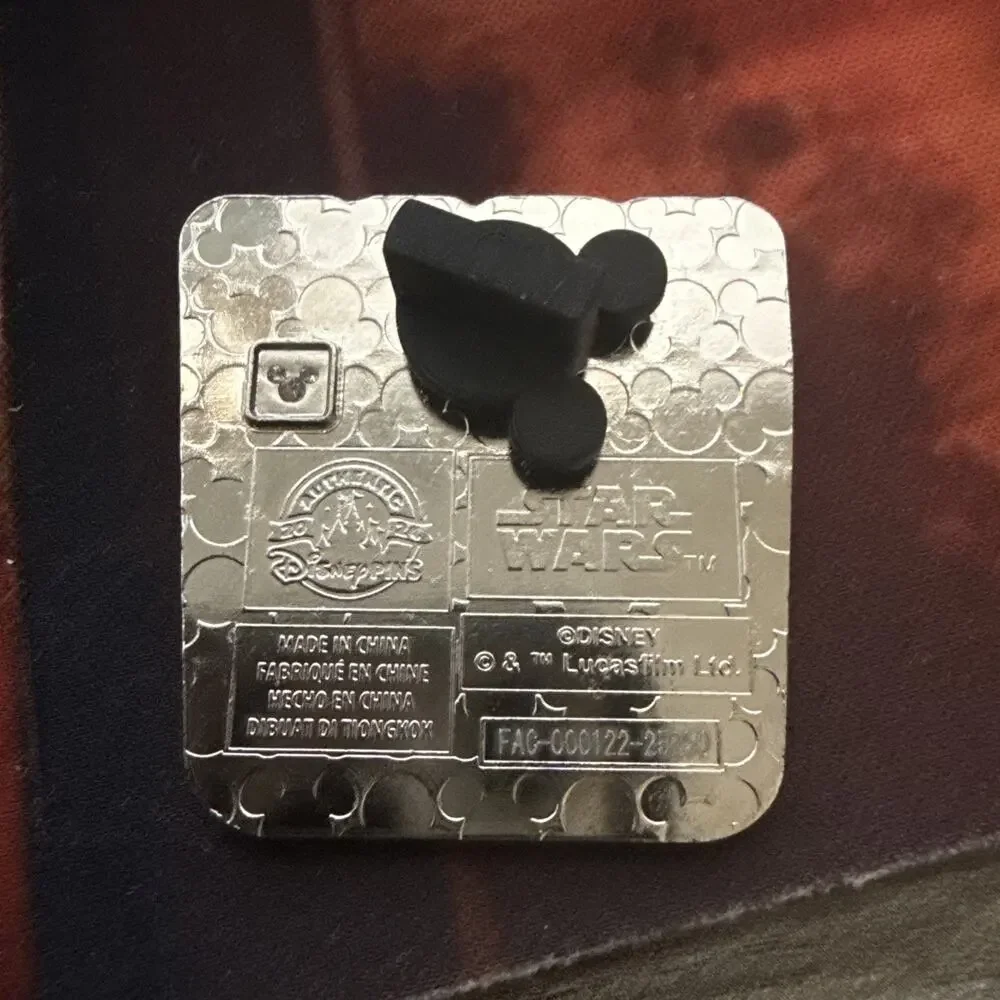 2024 Disney Star Wars Droid Ahsoka Tano Astromech R7-A7 Mystery Trading Pin - Picture 2 of 2